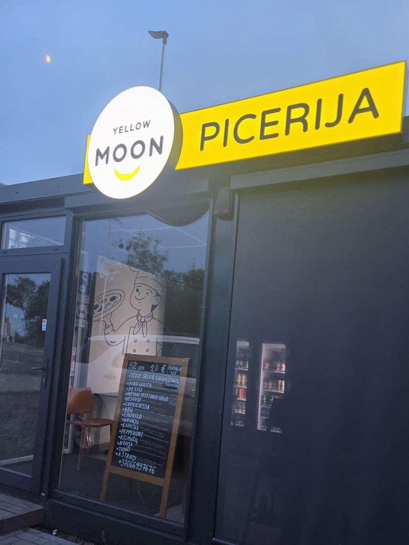 Yellow Moon pizzeria exterior